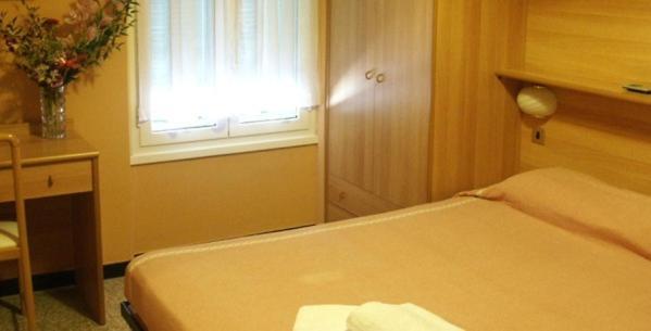 Hotel Villa Bianca Laigueglia Quarto foto